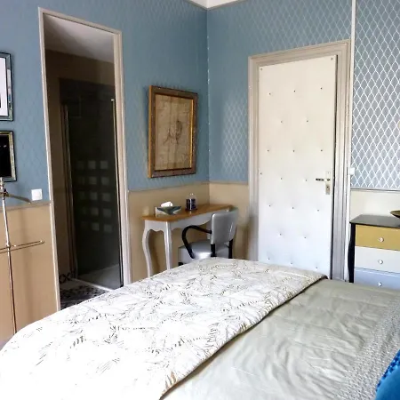 Bed & Breakfast Time After Time *